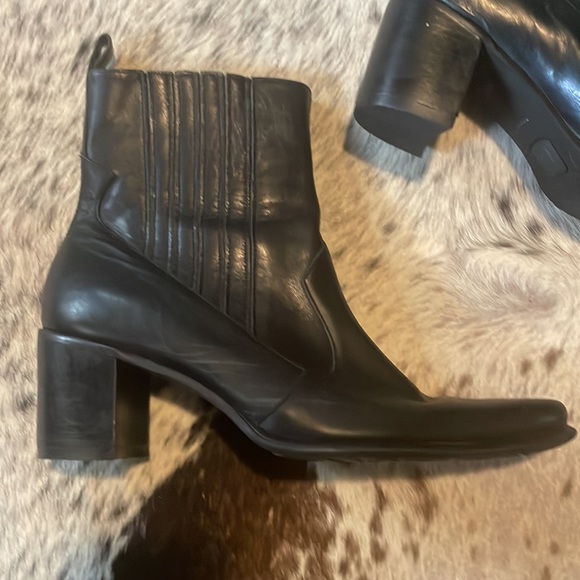 🔥🐎 Kenneth Cole Reaction Black Leather Wild West Ankle Boots, Sz 6.5 - Picture 5 of 8
